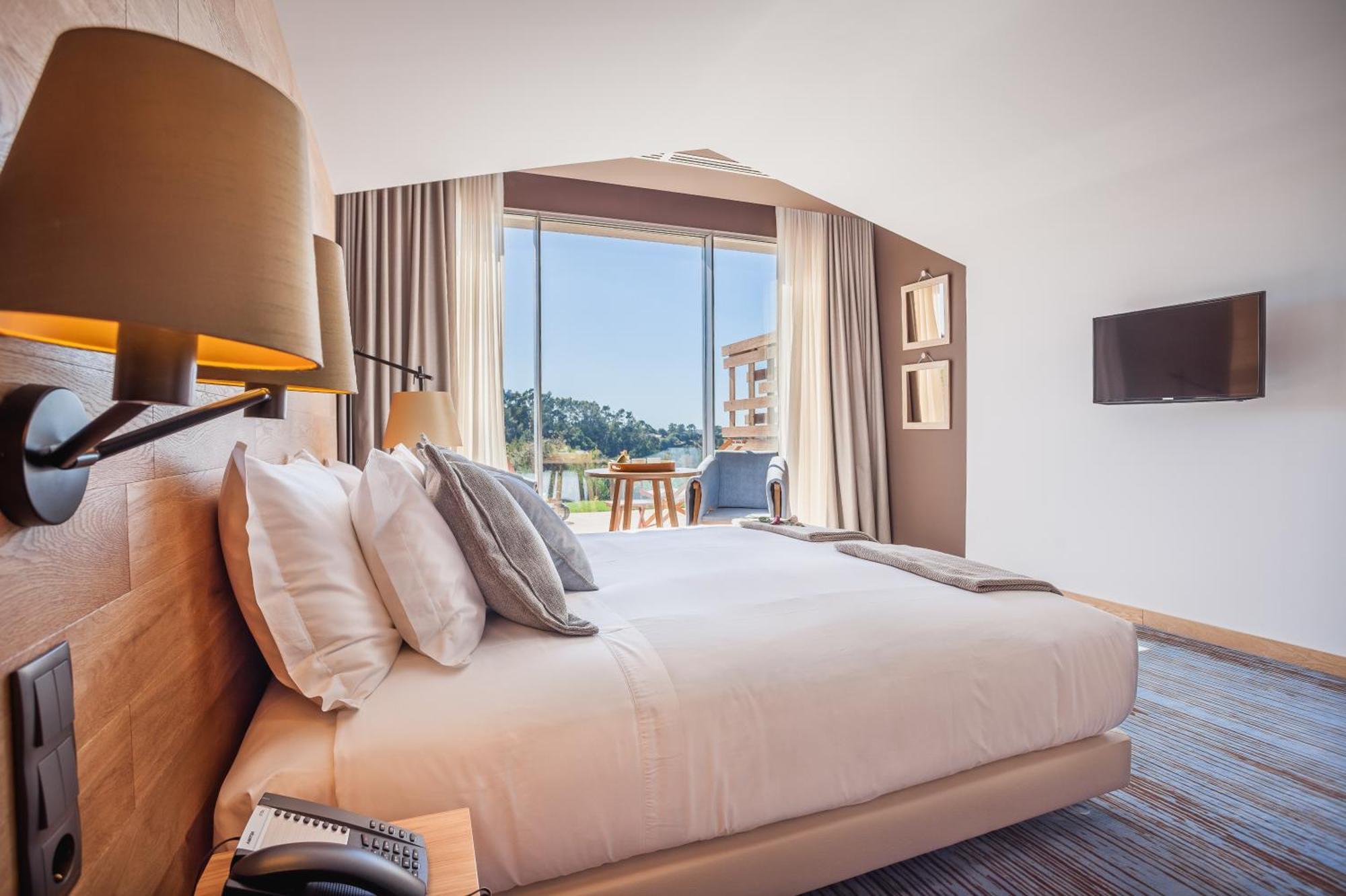 Vale D'Azenha Hotel Rural & Residences อัลโกบาซา ภายนอก รูปภาพ